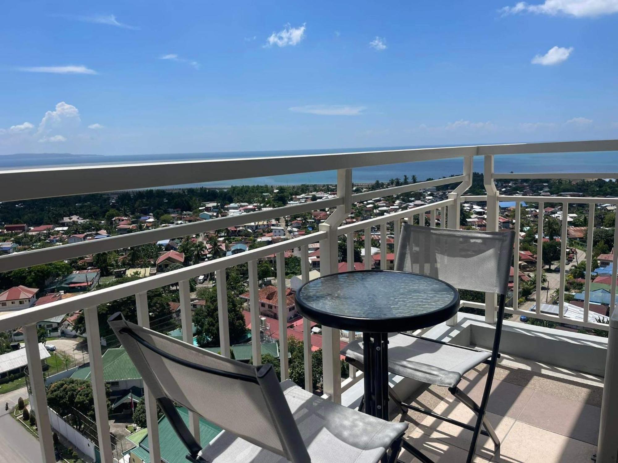 Verdon Parc Davao City With Balcony By Darpm Εξωτερικό φωτογραφία